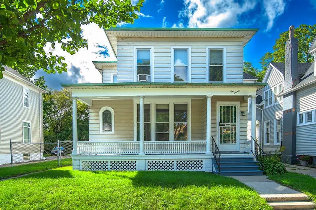 1020 College Ave, Racine