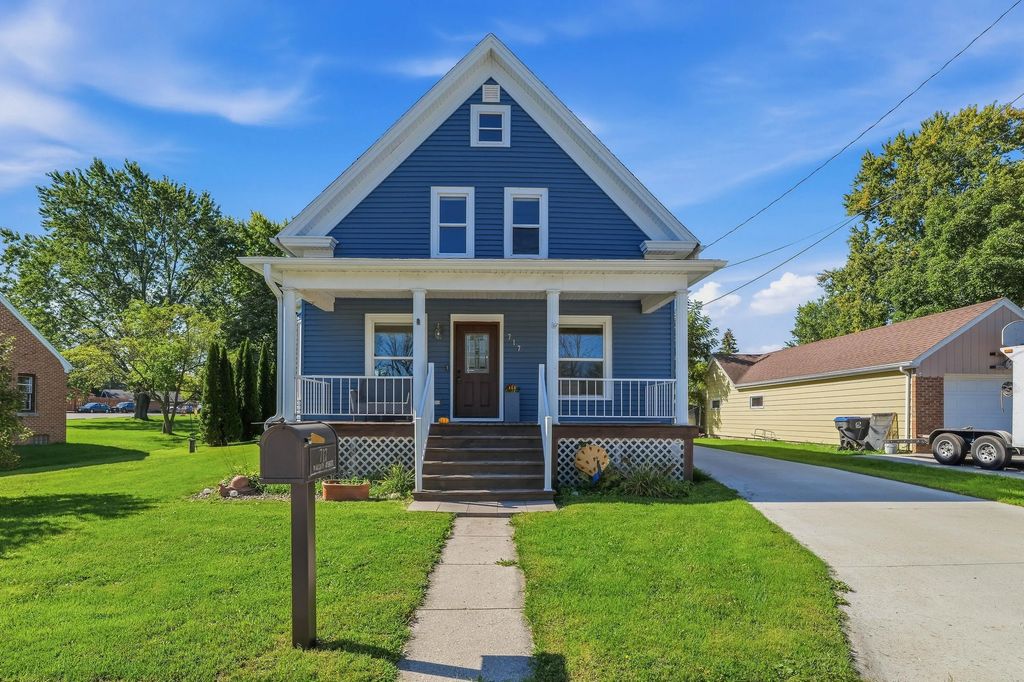 717 Madison Ave, Howards Grove