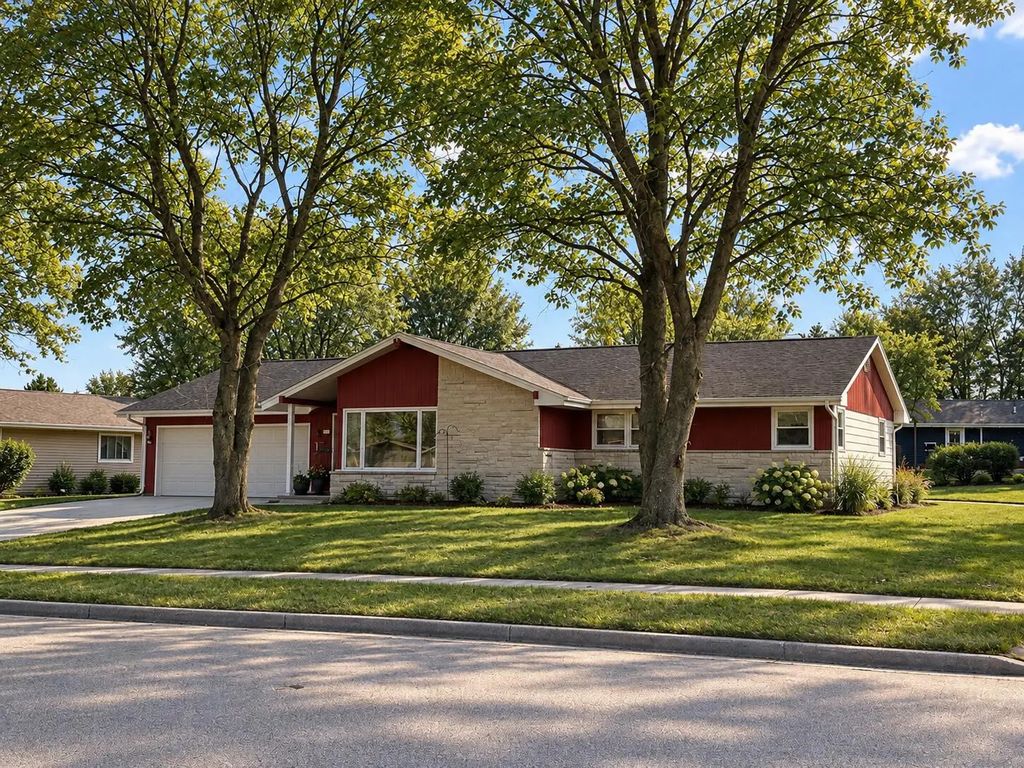 1275 Brooklane Dr, Kewaskum
