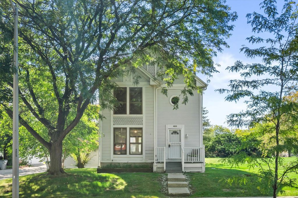 4229 W Meinecke Ave 4229, Milwaukee