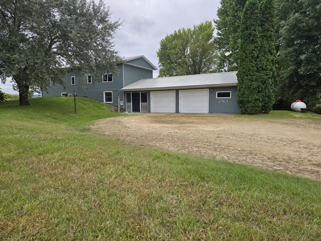 11851 State Highway 71 -, Angelo