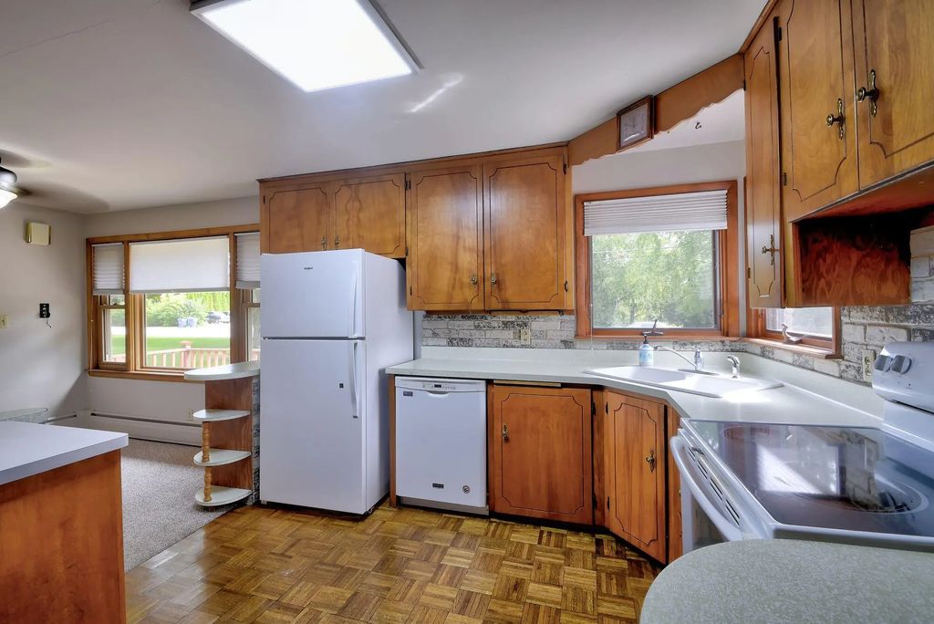 151 Fillmore St, Fredonia