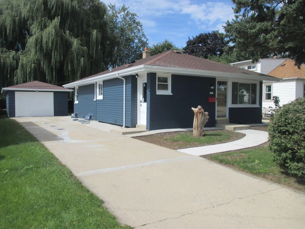 5863 S Hately Ave, Cudahy