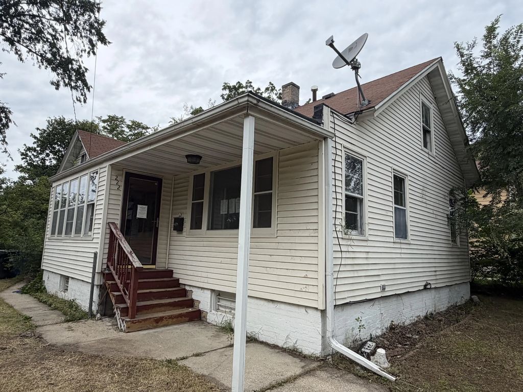 222 Harrison St, Racine