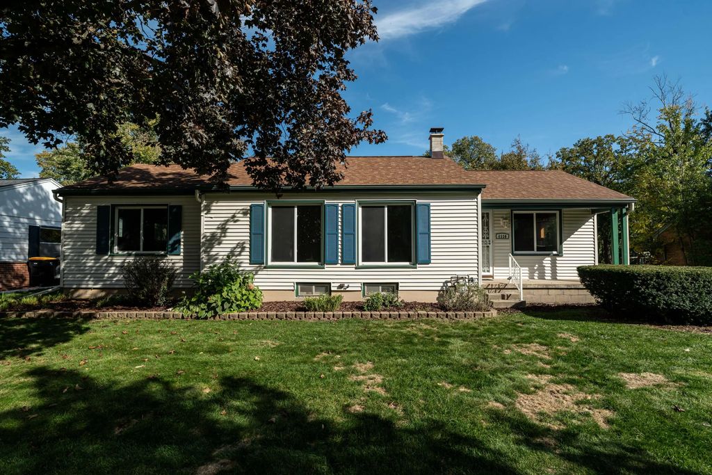 4550 N 103rd St, Wauwatosa
