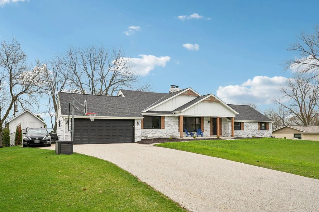 W305n5280 Gail Ln, Merton