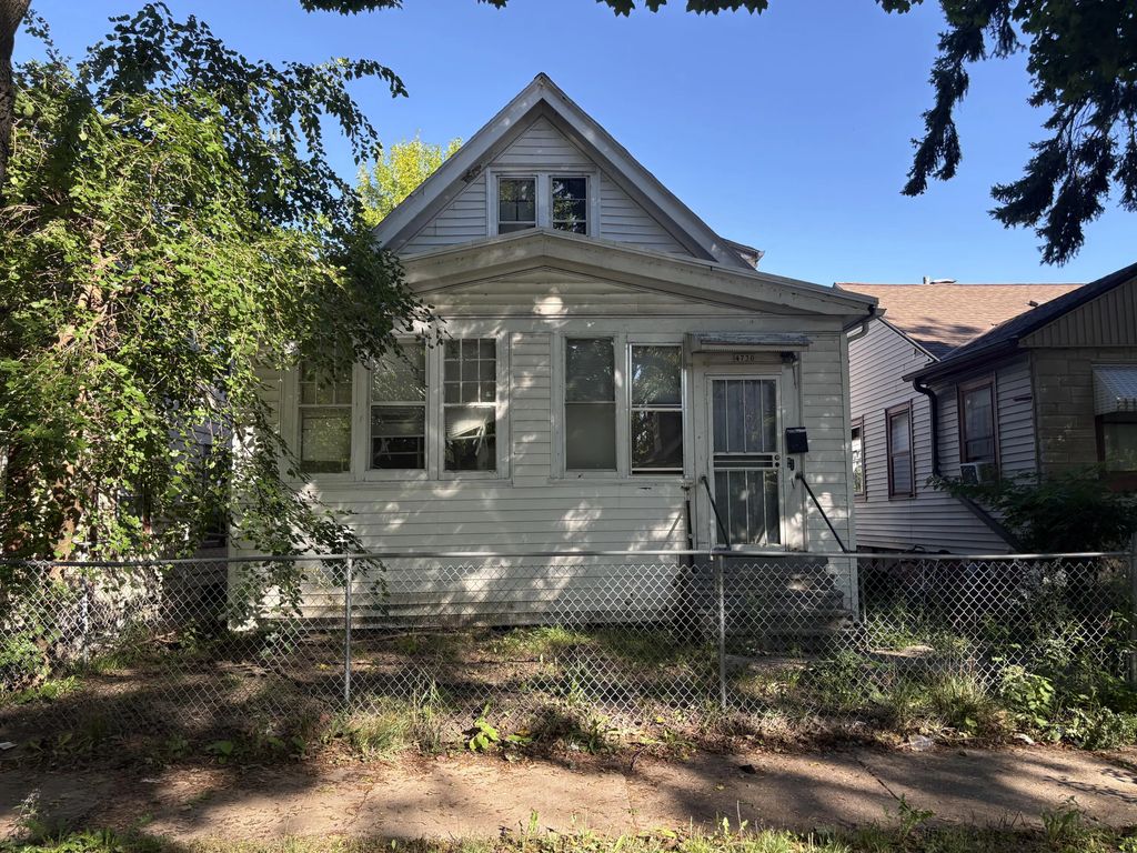 4730 N 29th St, Milwaukee