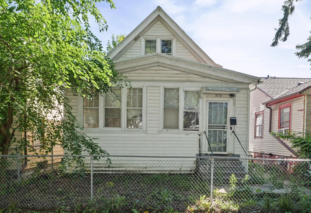 4730 N 29th St, Milwaukee
