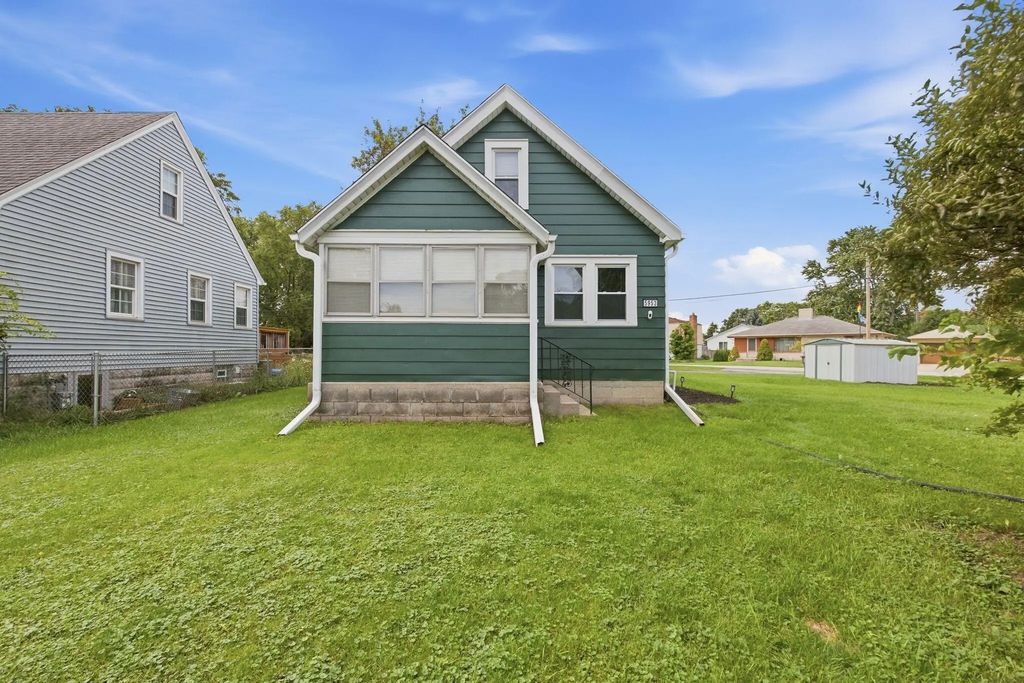 5953 S Phillips St, Greenfield