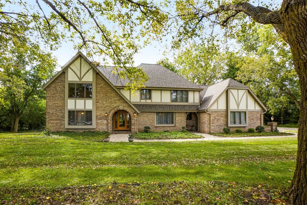 N26w30851 Golf Hills Dr, Delafield
