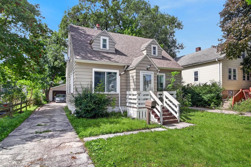 5929 N 37th St, Milwaukee