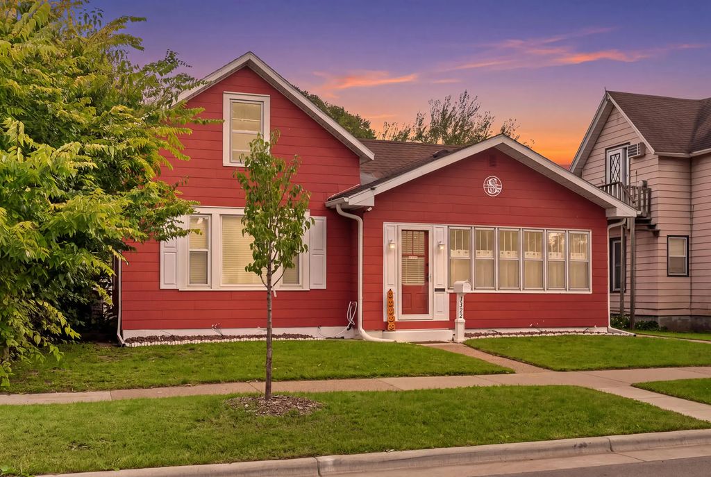 1322 Charles St, La Crosse