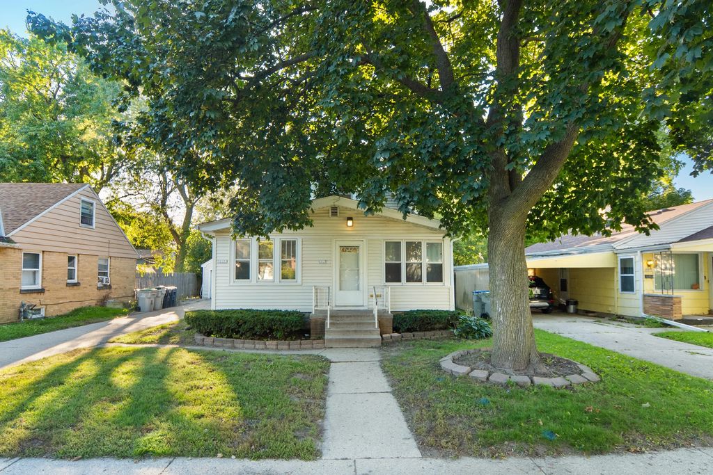 5827 N 40 St 5827a, Milwaukee