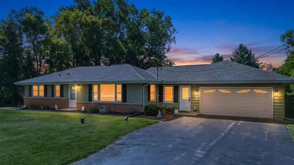 N84w19255 Menomonee Ave, Menomonee Falls