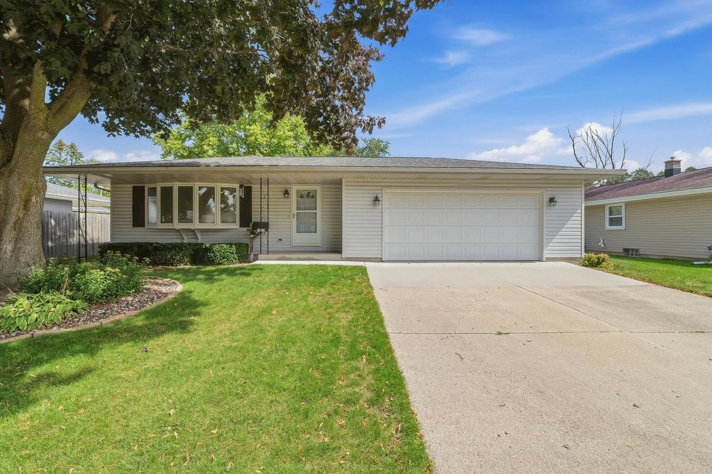 2415 N 24th St, Sheboygan