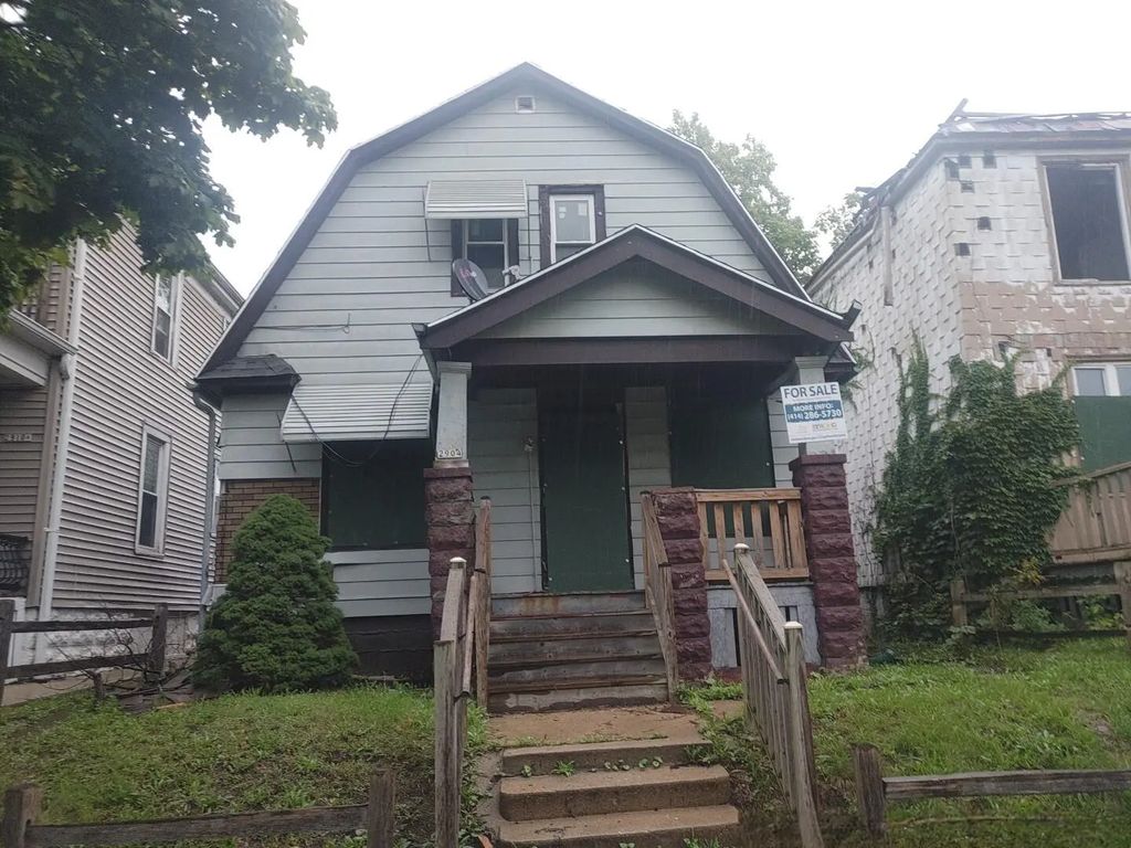2904 N 28th St, Milwaukee