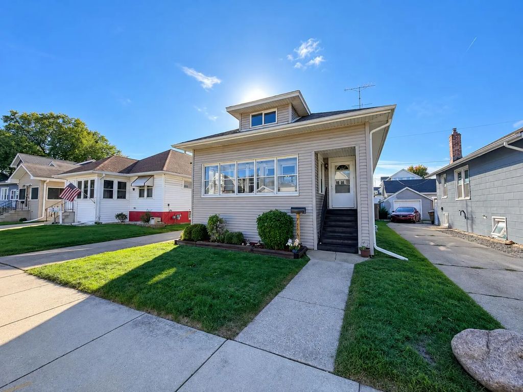 7116 37th Ave, Kenosha