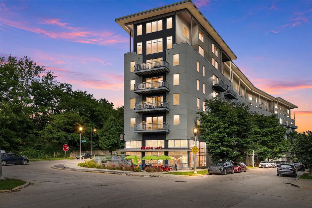 2080 N Commerce St 510, Milwaukee