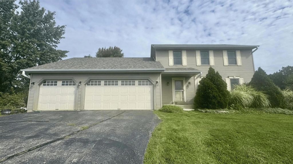 N93w27616 Quail Hollow Ct, Lisbon