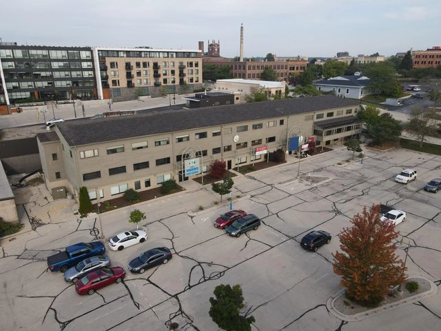 712 Riverfront Dr B, Sheboygan
