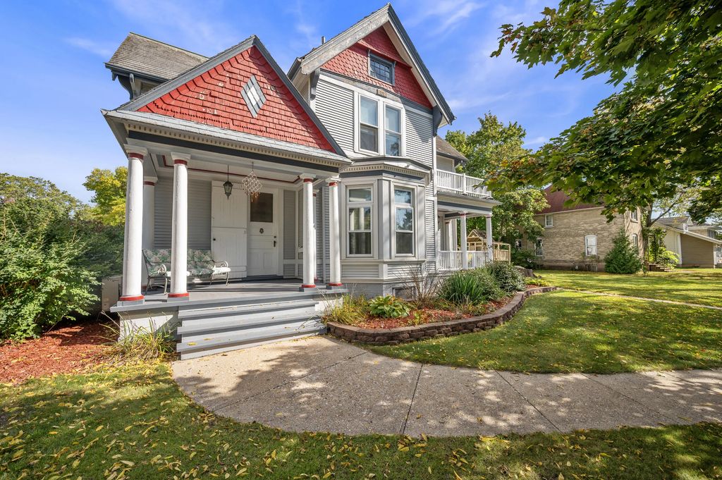 232 N West Ave, Jefferson