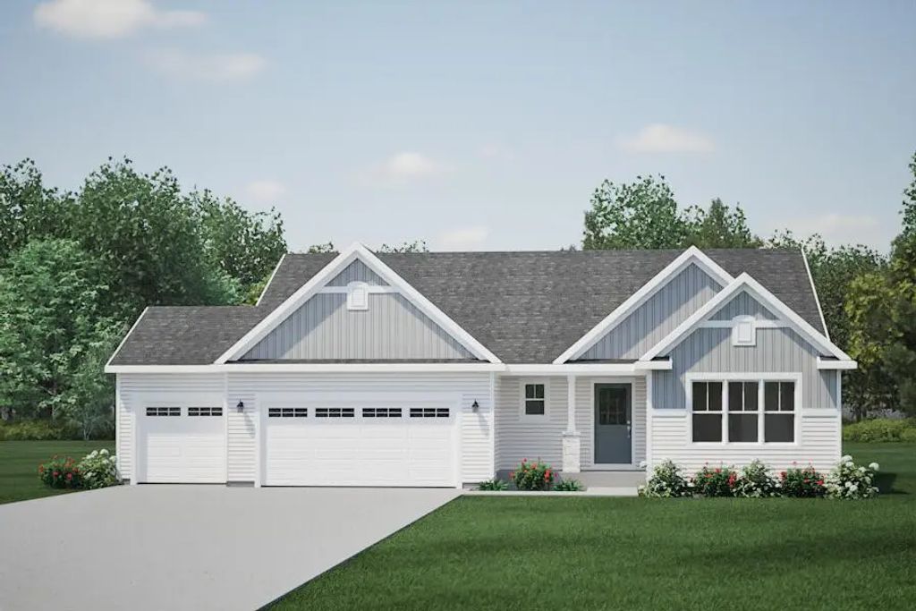 641 Sunset Dr, Elkhorn
