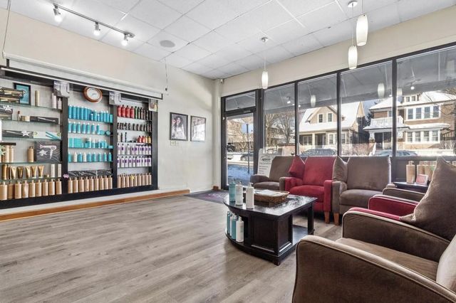 3041 N Oakland Ave 3043, Milwaukee