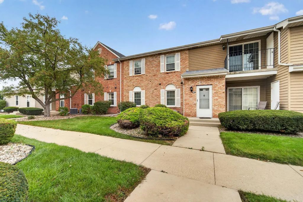 7000 Mariner Dr 104, Mount Pleasant