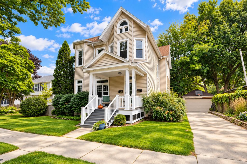 4631 N Oakland Ave 4633, Whitefish Bay