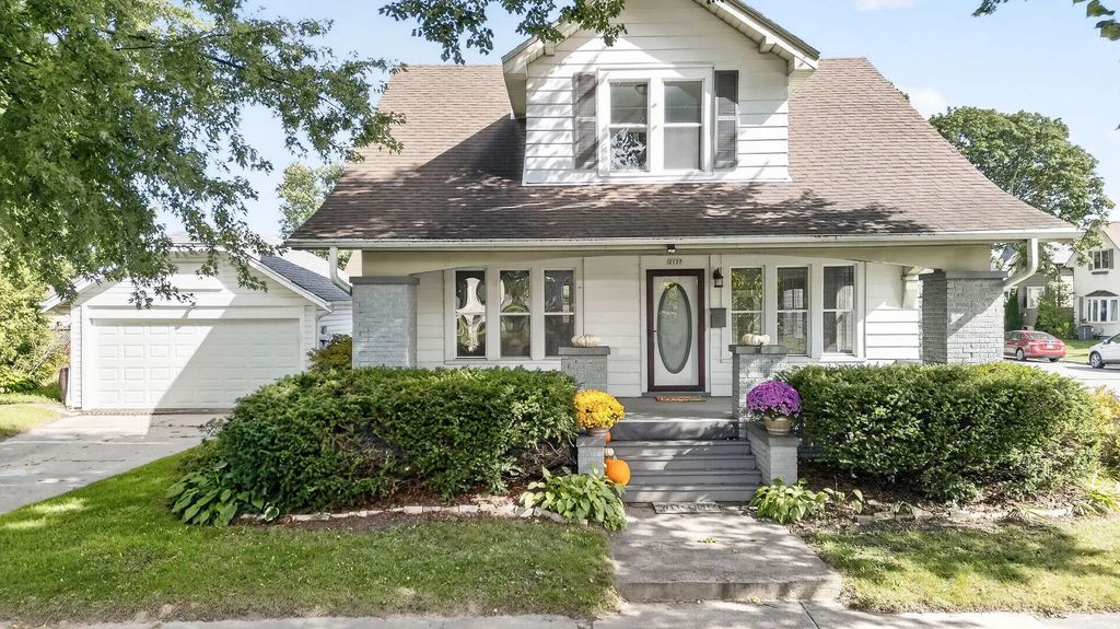 2127 S 9th St, Sheboygan