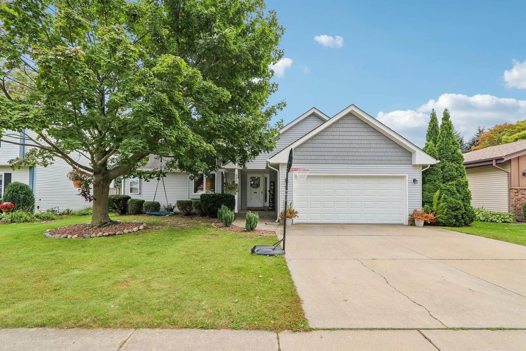 5809 83rd St, Kenosha
