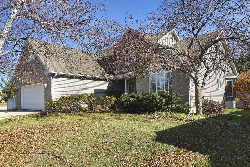 6001 94th Ct, Kenosha