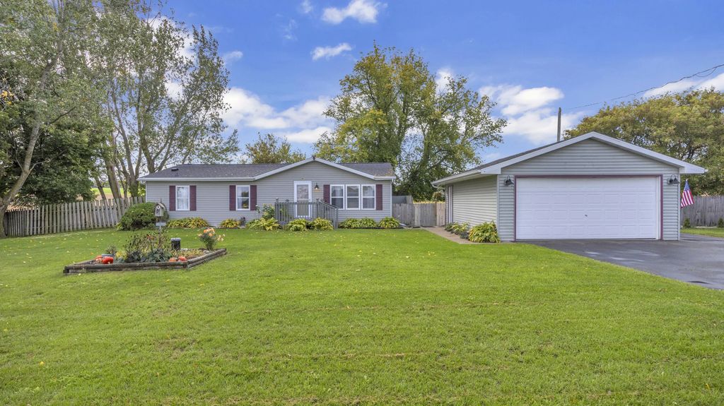 18035 County Highway C -, Eaton