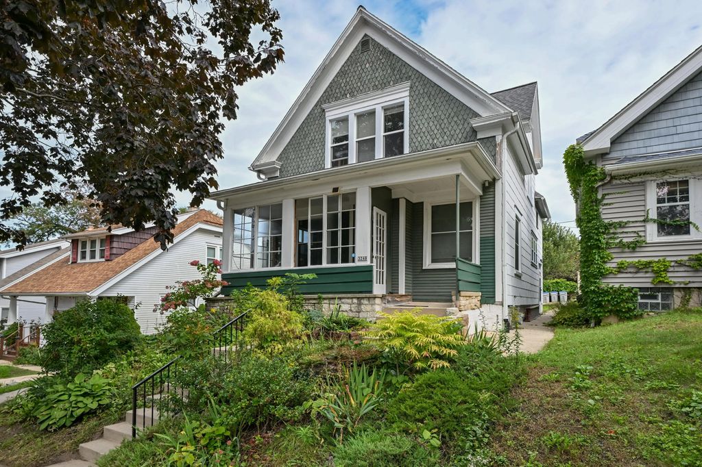3248 S Delaware Ave, Milwaukee