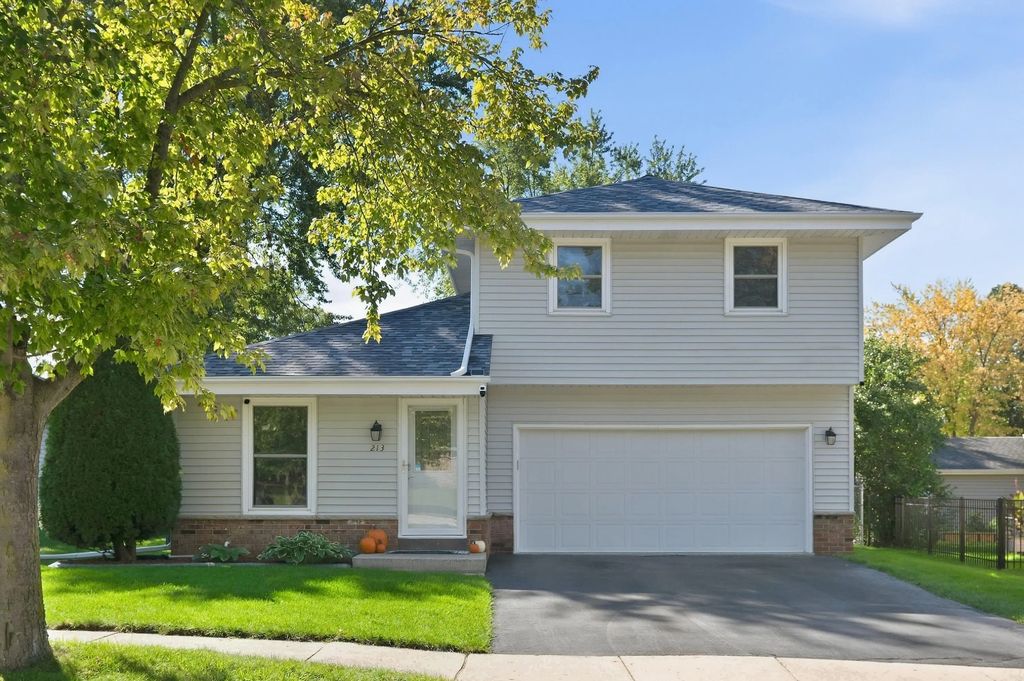 213 Richard St, Waukesha