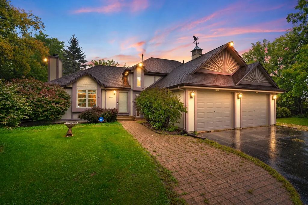 8502 N 43rd St, Brown Deer