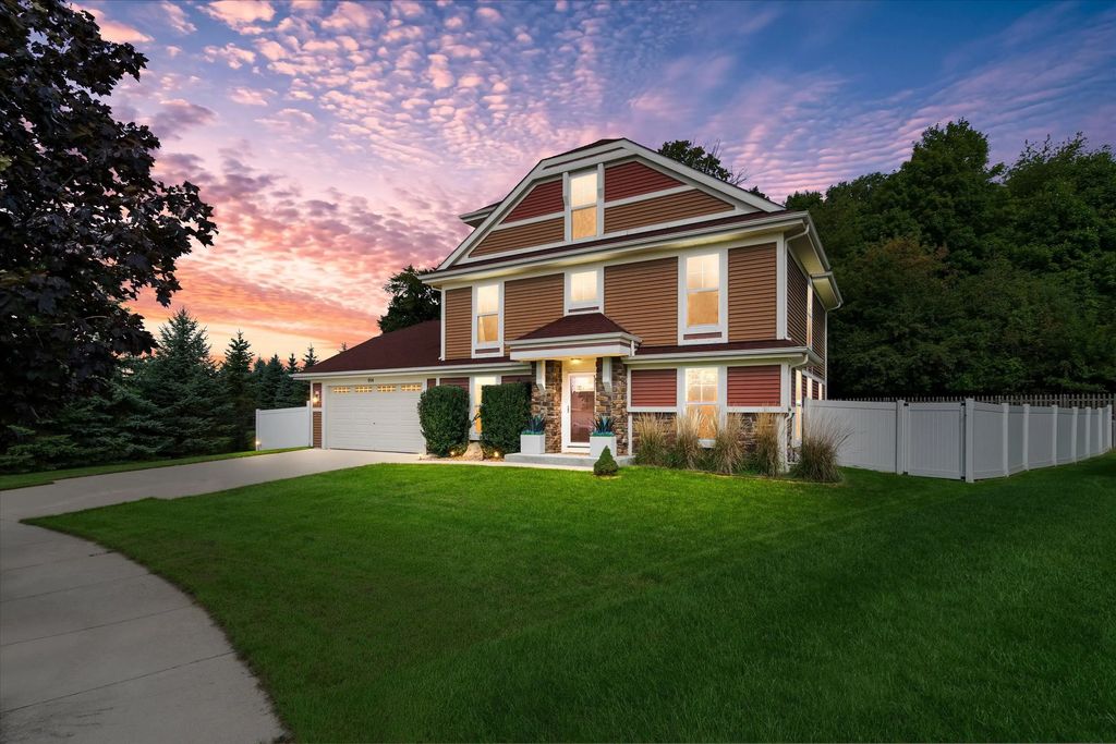 914 Durango Dr, Hartford