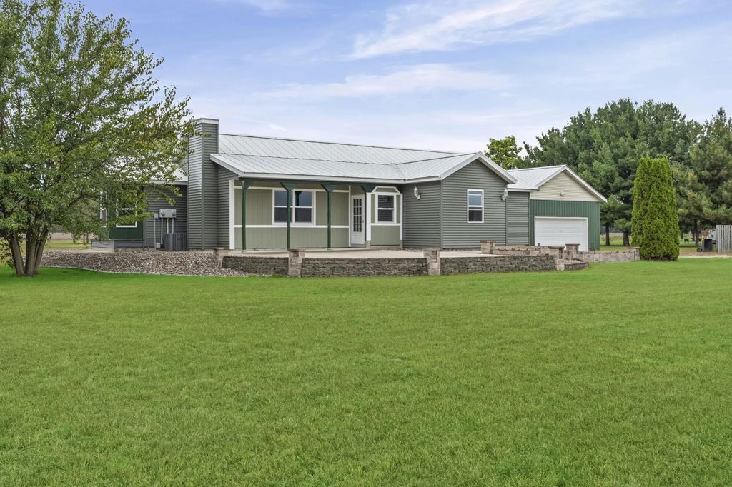 N7829 Amsterdam Prairie Rd, Holland