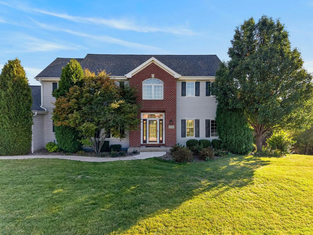 5780 Stefanie Way, Caledonia