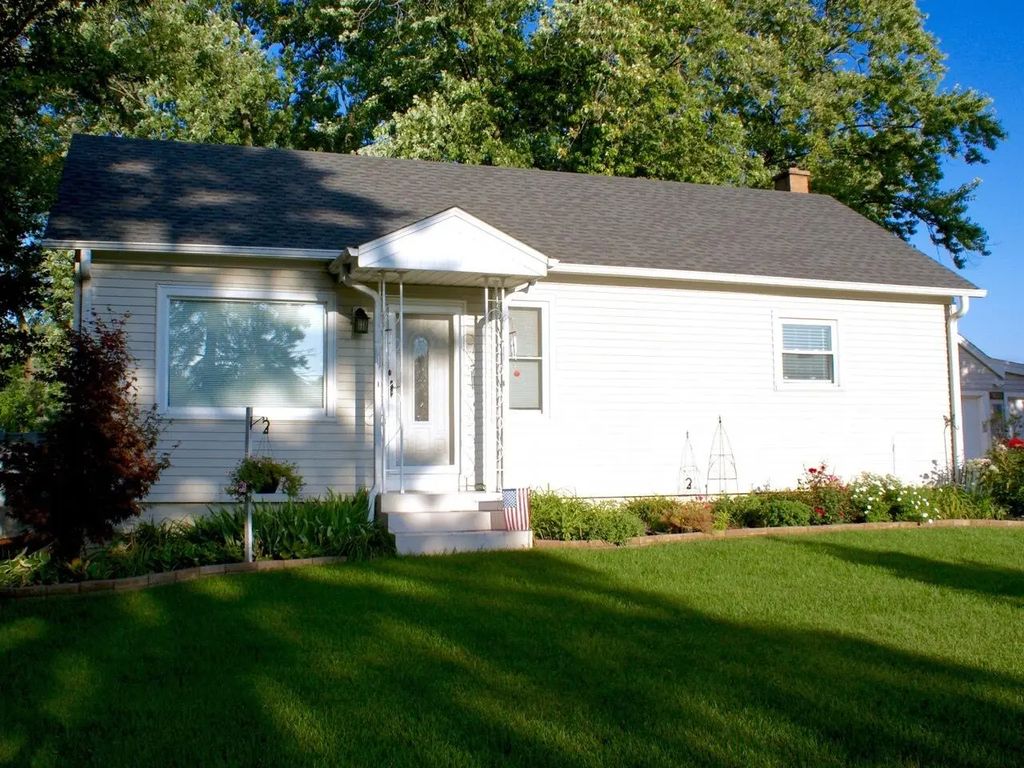 5523 49th Ave, Kenosha
