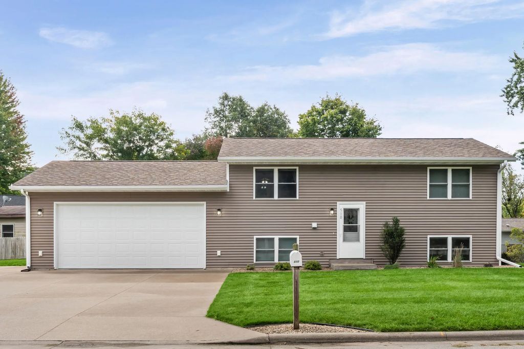 510 Evergreen Dr, Holmen