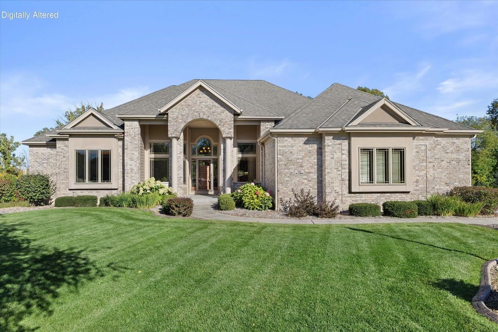 N23w23800 Talon Ct, Pewaukee