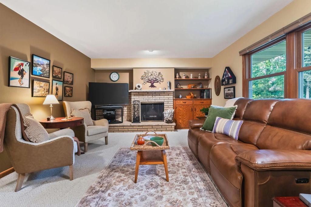 12655 W Eden Ct, New Berlin