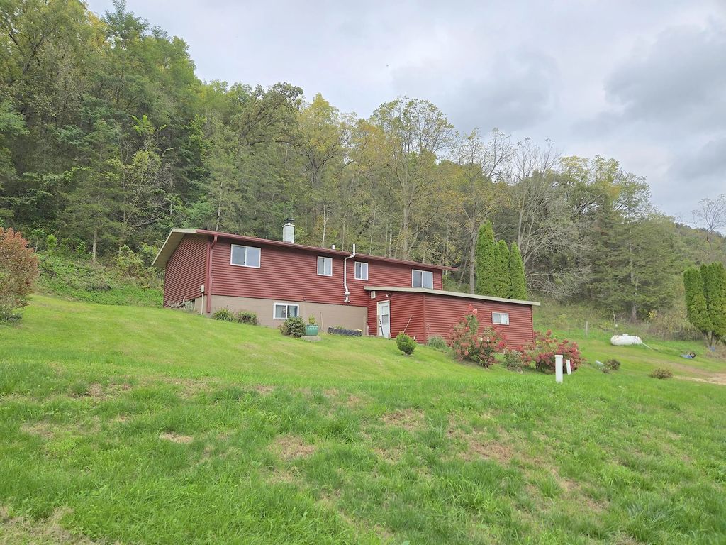 E5624 Spring Coulee Rd, Coon