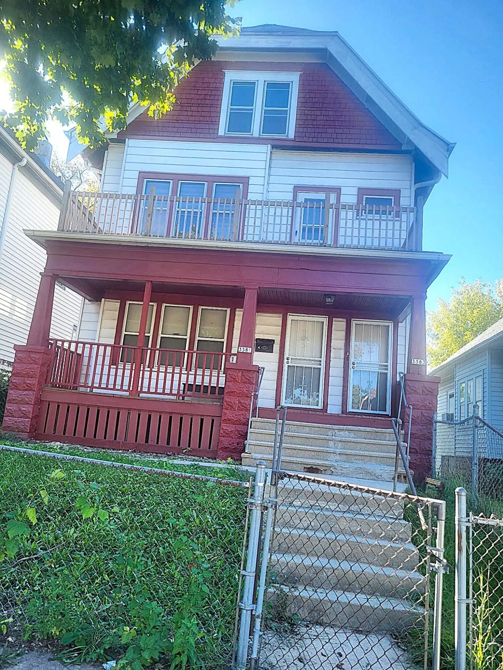 3381 N 21st St 3383, Milwaukee