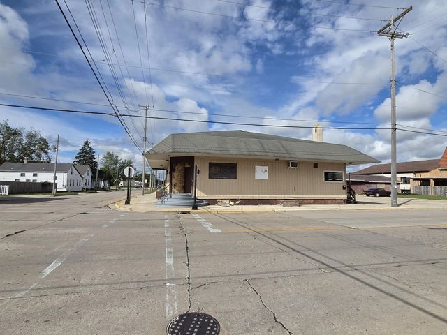 1200 Madison St, Two Rivers