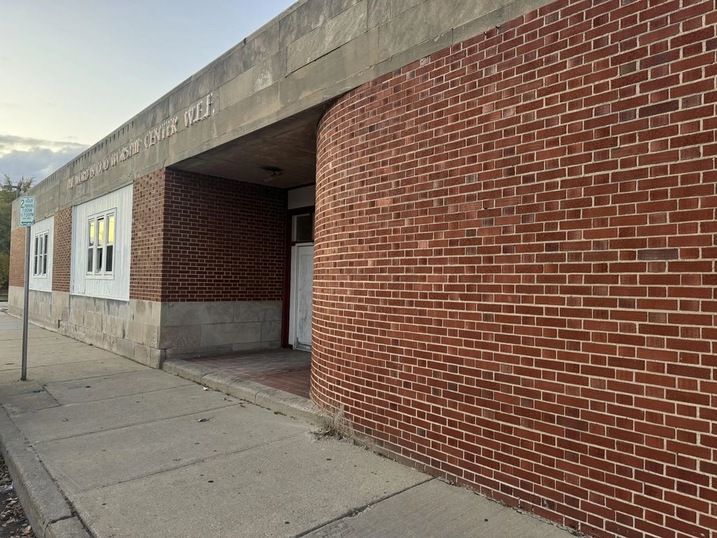 3320 W Vliet St, Milwaukee