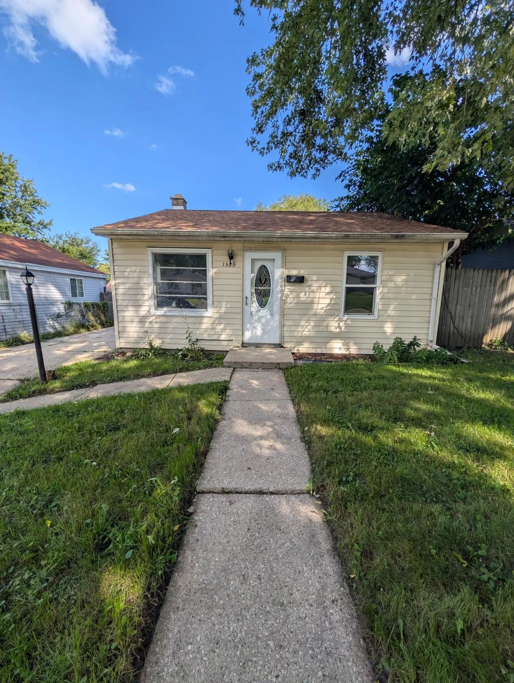 1529 Indiana St, Racine