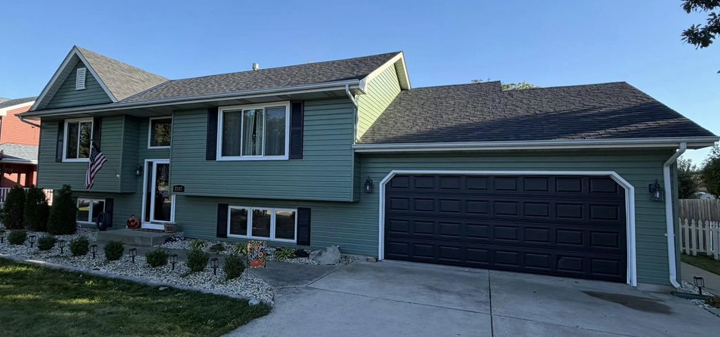 2117 Newberry Ln, Caledonia