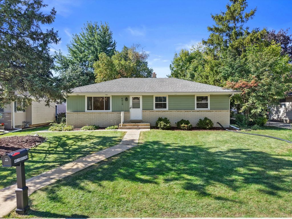 4015 S 83rd St, Greenfield